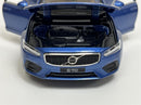 Volvo S90 Bursting Blue LHD 1:32 Scale Tayumo 32100110