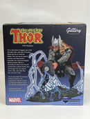 The Mighty Thor 8 Inch Scale Gallery Diorama Diamond Select NOV182284