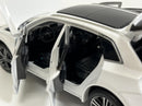 Audi Q5 White LHD Light and Sound 1:32 Scale Tayumo 32140023