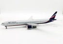 Aeroflot Boeing 777 VP-BFC With Stand 1:200 Inflight200 IF773SU1021