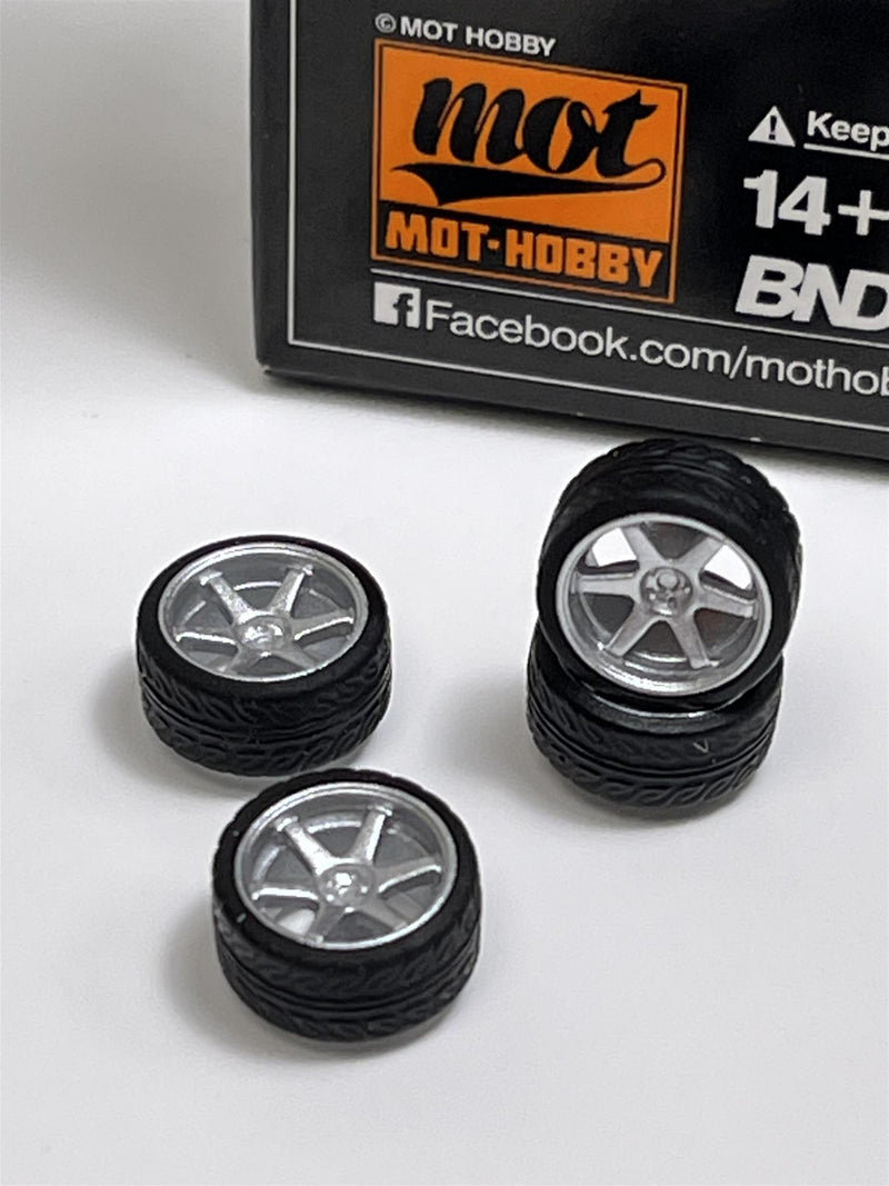 BNDS Custom Wheel Parts Wheel and Tyre Set Silver 1:64 MOT Hobby BC26401SR