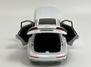Audi Q5 White LHD Light and Sound 1:32 Scale Tayumo 32140023