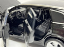Audi Q7 Light & Sound Black LHD 1:32 Scale Tayumo 32140025