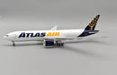 Atlas Air Boeing 777-F16 With Stand 1:200 Scale Inflight200 IF777F5Y1024