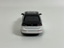 BMW i7 xDrive60 Alpine White Black Sapphire RHD 1:64 Mini GT MGT00959R