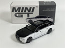 BMW i7 xDrive60 Alpine White Black Sapphire LHD 1:64 Mini GT MGT00959L
