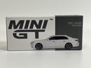 BMW i7 xDrive60 Mineral White RHD 1:64 Mini GT MGT00819R
