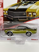 1971 Buick GSX Lime Mist Poly 1:64 Scale Johnny Lightning JLMC026B