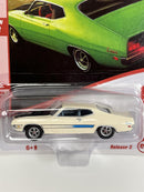 1971 Ford Torino Cobra Wimbledon White 1:64 Johnny Lightning JLMC026B