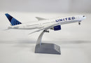 United Airlines Boeing 777-222/ER N209UA With Stand 1:200 Scale Inflight200 IF772UA1224