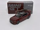 BMW i7 xDrive60 Aventurin RHD 1:64 Scale Mini GT MGT00952R