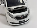 Buick GL8 LHD Light & Sounds White 1:32 Scale Tayumo 32601510