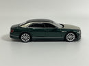 Bentley Flying Spur White Sand Verdant LHD 1:64 Mini GT MGT00867L