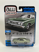 1967 Chevy Chevelle SS 396 Mountain Green Poly 1:64 Autoworld AW64382B