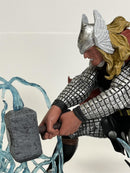The Mighty Thor 8 Inch Scale Gallery Diorama Diamond Select NOV182284
