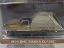 1984 gmc sierra chase model great outdoors series 1:64 greenlight 38010c