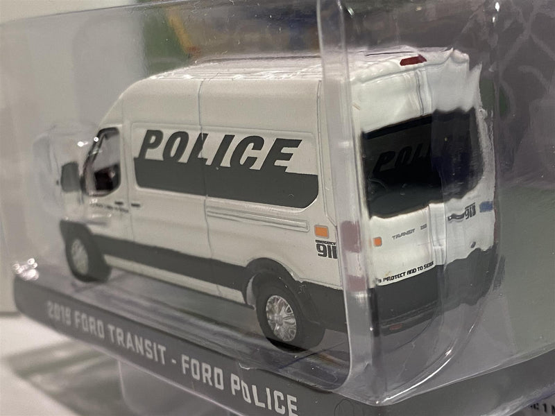 2019 ford transit police 1:64 route runners greenlight 53010