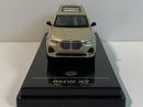 bmw x7 sunstone 1:64 scale paragon 65196r