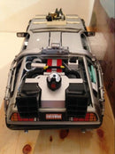 back to the future 3 delorean 1:24 scale welly 22444w new