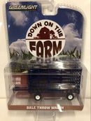 bale throw wagon down on the farm 1:64 scale greenlight 48020f
