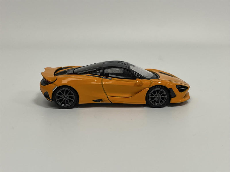 McLaren 750S McLaren Orange LHD 1:64 Mini GT MGT00814L