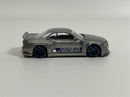 Nissan Skyline GT R R34 Kaido Works Shinjuku V1 1:64 Mini GT KHMG143
