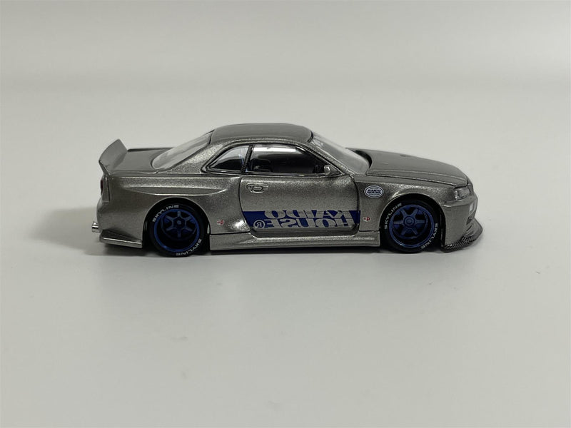 Nissan Skyline GT R R34 Kaido Works Shinjuku V1 1:64 Mini GT KHMG143