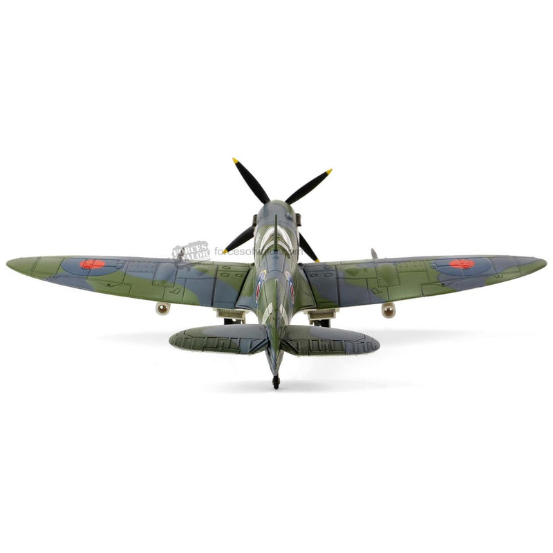 Supermarine Spitfire MK.IX MK 210 Tolly Hello 1:72 Scale Forces of Valor 812005A
