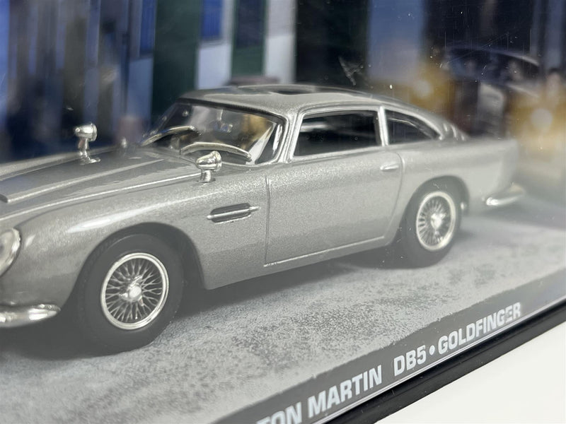 James Bond 007 Goldfinger Aston Martin DB5 Silver 1:43 Scale Eaglemoss JBAM1