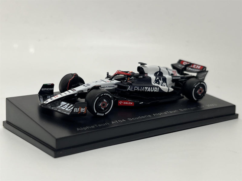 Nyck de Vries Alpha Tauri AT04 Scuderia AlphaTauri Bahrain GP 2023 1:64 Spark Y289