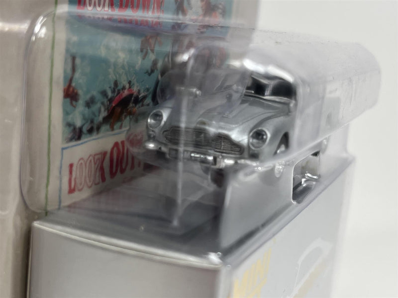 James Bond 007 Thunderball Aston Martin DB5 Silver English Version 1:64 Mini GT MGT00901- 007E