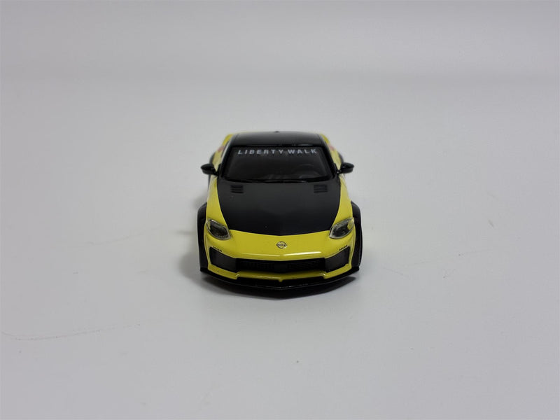 Nissan Z LB Nation Works Ikazuchi Yellow LHD 1:64 Mini GT MGT00826L