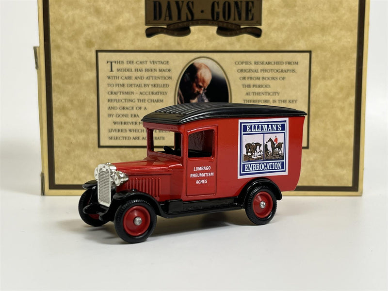 Dennis Parcels Van 1934  Hudsons Soap Days Gone Lledo 16031D B4