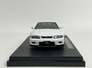 Nissan Skyline GTR R33 V Spec 1995 White 1:43 Ebbro 44186