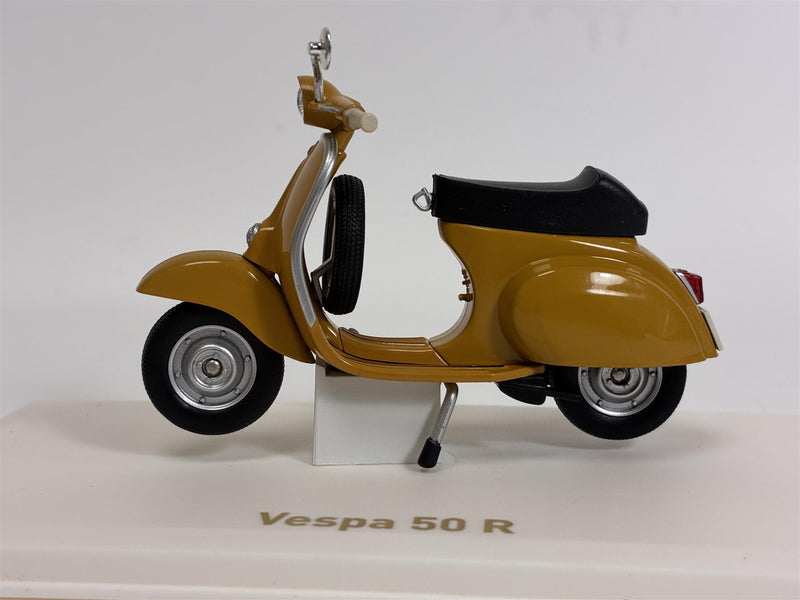Vespa 50 R Positano Yellow 1:18 Scale Norev 182080