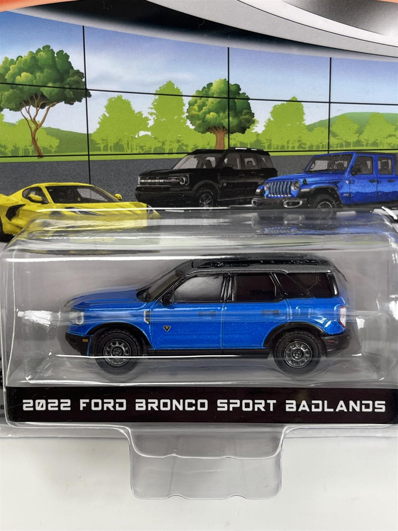 Ford Bronco Sport Badlands 2022 Blue Showroom Floor 1:64 Scale Greenlight 68010C