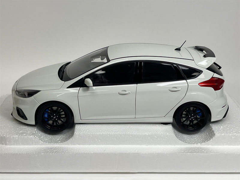 Ford Focus RS 2016 Frozen White 1:18 Scale Autoart 72951