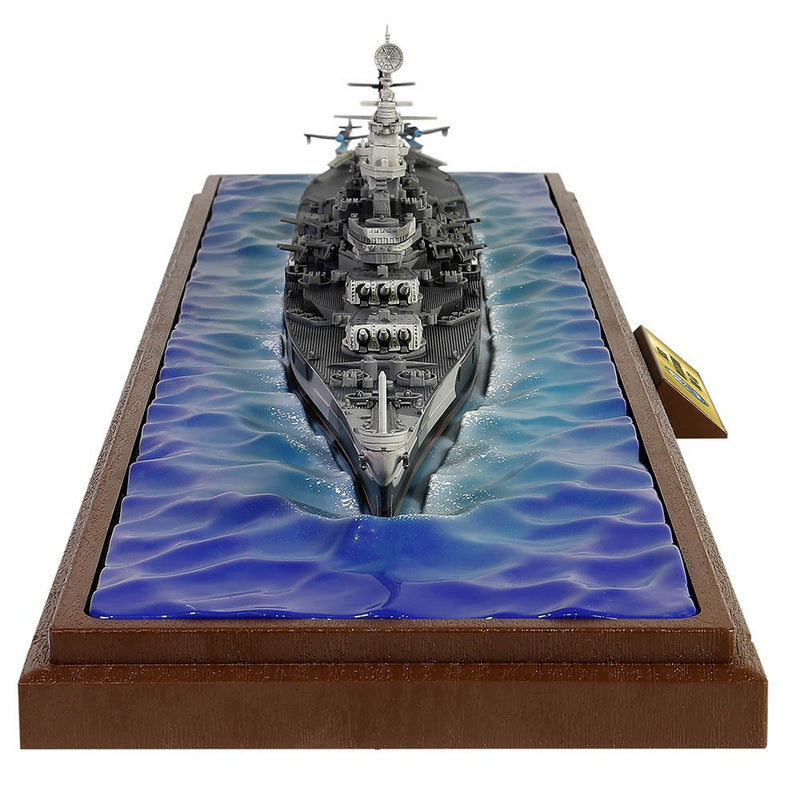 Iowa Class Battleship USS Missouri BB-63 Waterline Series 1:700 Scale Forces of Valor 862031B