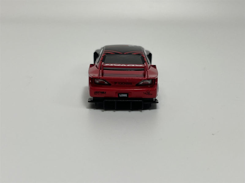 LB Super Silhouette Nissan S15 Silvia Advan RHD 1:64 Mini GT MGT00649R