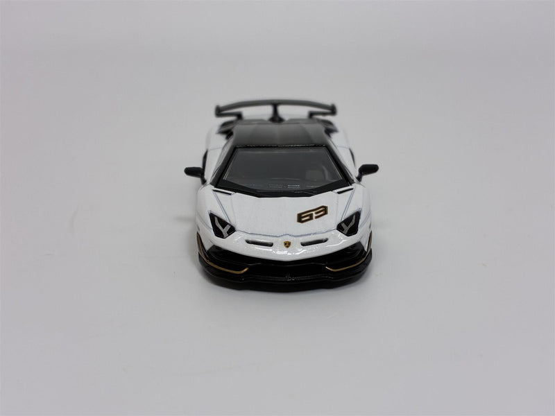 Lamborghini Aventador SVJ 63 Bianco Asopo White LHD 1:64 Mini GT MGT00842L
