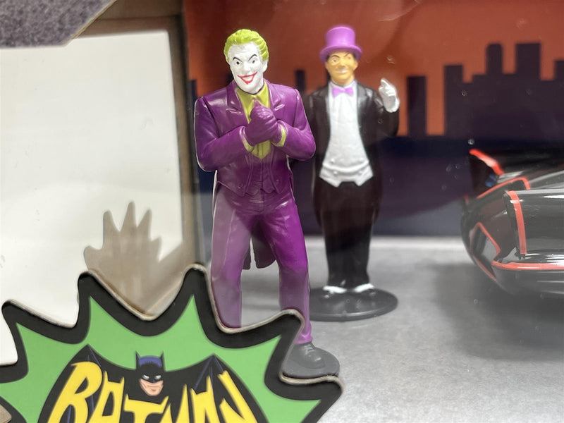 Batman Classic TV Series Batman Robin Penguin Joker Figures and Batmobile 1:24 Jada 33737 253215011