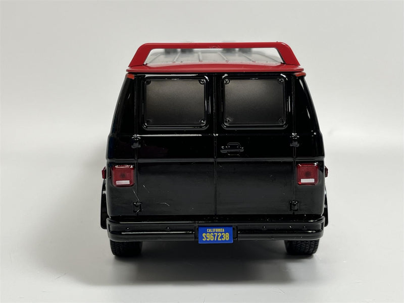 The A Team 1983 GMC Vandura 1:24 Scale Greenlight 84072