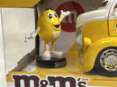 M&Ms Yellow Figure and 1947 Ford Coe Flatbed 1:24 Scale Jada 253255066 33425