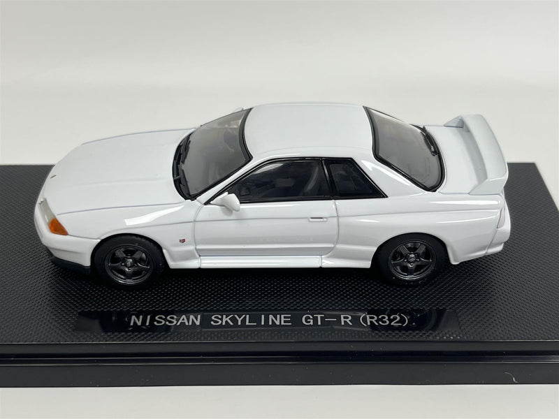 Nissan Skyline GTR R32 White 1:43 Scale Ebbro 760