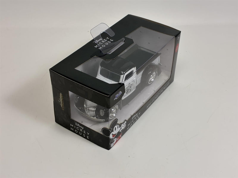 Mickey Mouse Steamboat Willie 1941 Ford Pickup 1:32 Scale Jada 36091