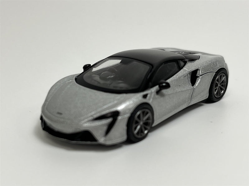 McLaren Artura Ice Silver RHD 1:64 Scale Mini GT MGT00582R