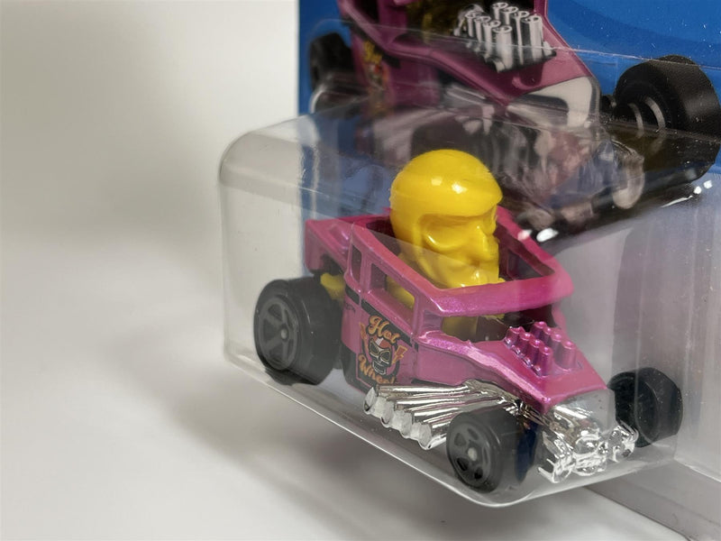 Hot Wheels Skull Shaker Tooned 1:64 Scale GHD46D521 B13