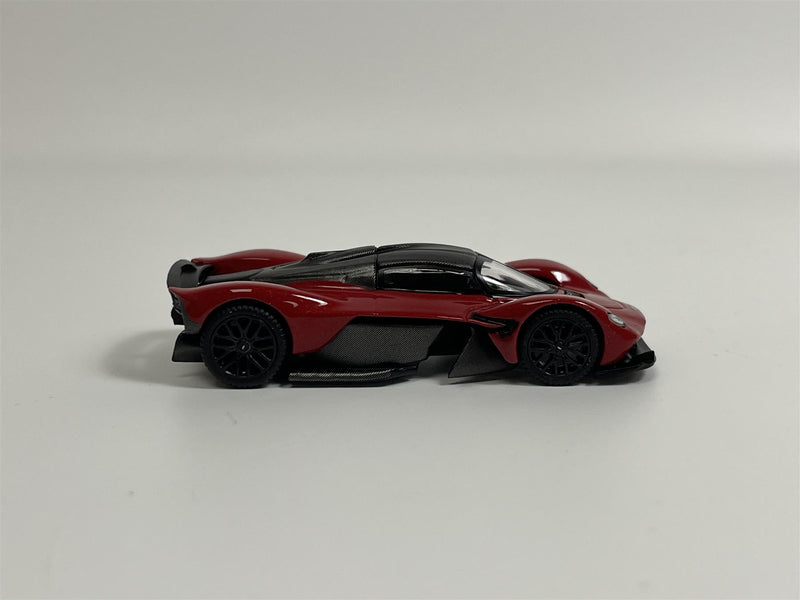 Aston Martin Valkyrie Hyper Red LHD 1:64 Mini GT MGT00766L