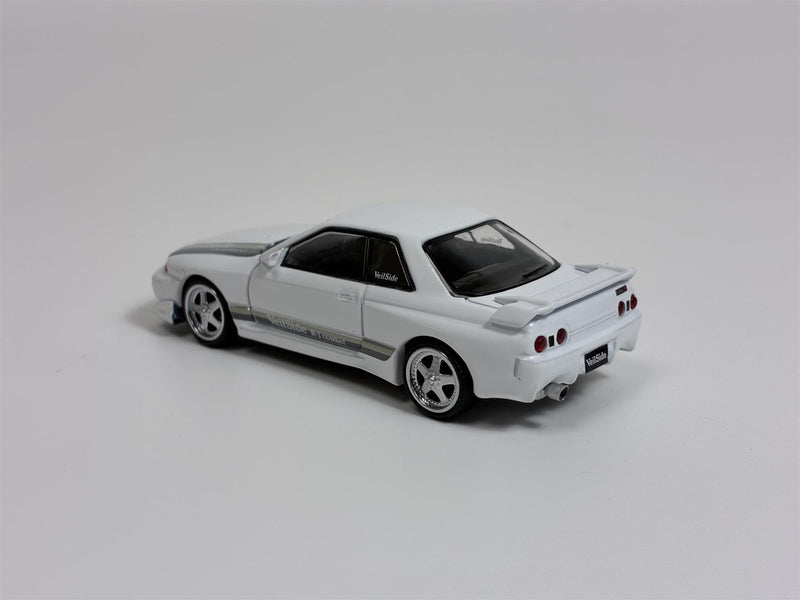 Nissan Skyline GT-R R32 VeilSide Combat C-I White RHD 1:64 Mini GT MGT01066R