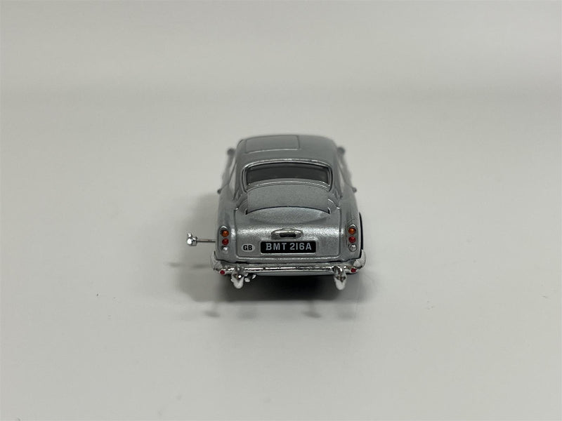 James Bond 007 Goldfinger Aston Martin DB5 English Version 1:64 Mini GT MGT00900-007E